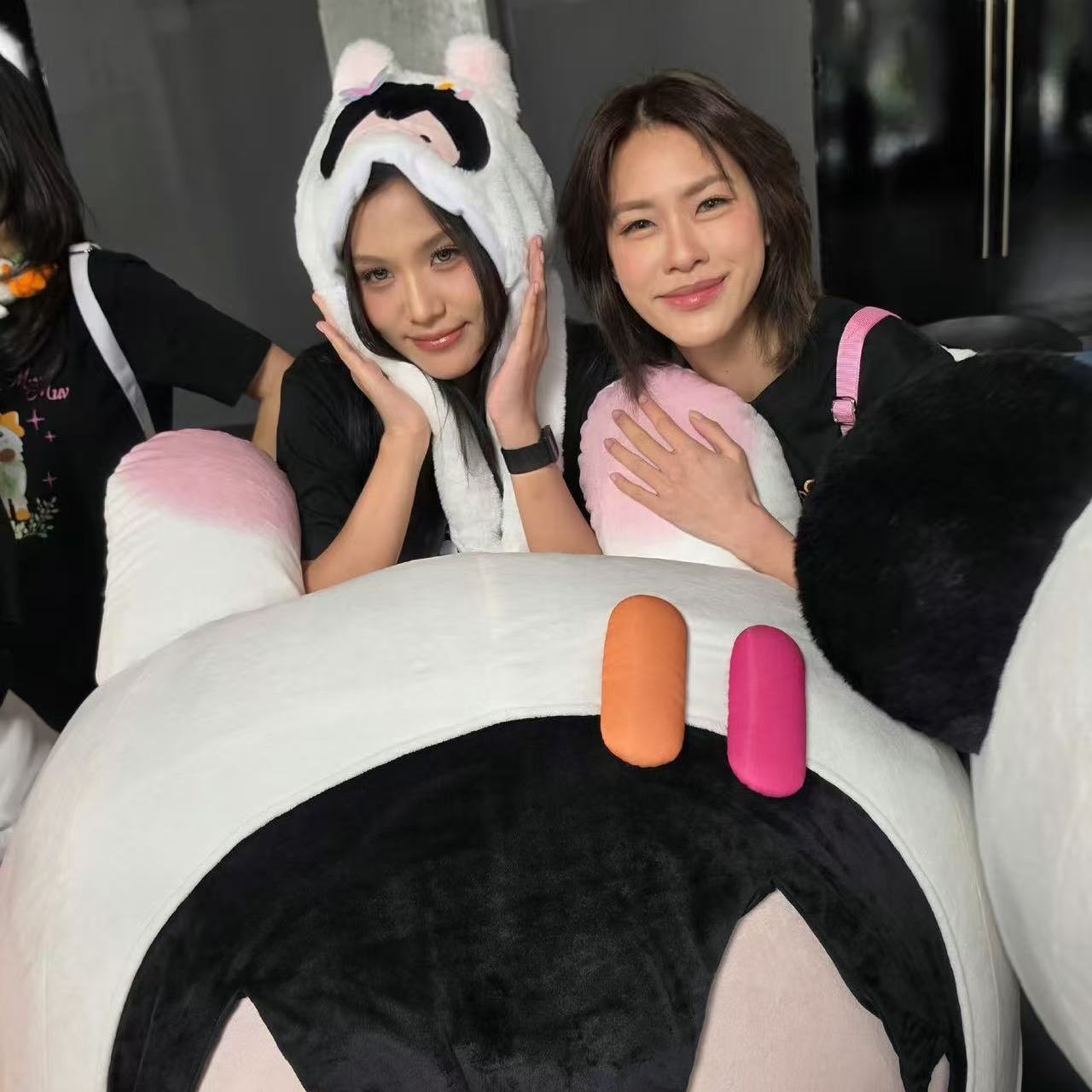 Thailand Us The Series EmiBonn - Summer Clothing For Teens recensie en prijs